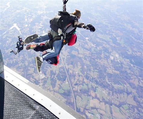 Skydive alabama - Nothing comes close to the excitement of freefalling from 10,000 to 14,000 feet above Gulf Shores, Alabama! If you are thirsty for adventure, nothing satisfies like a skydive! Call Skydive Gulf Shores, Alabama at 256-736-5553 and ask about the dropzone nearest you!